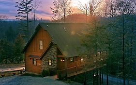 Basswood Lodge Holiday Home